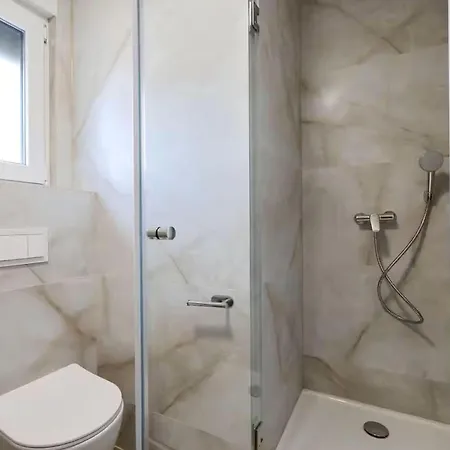Lovely In With House Sea View * Privlaka (Zadar)