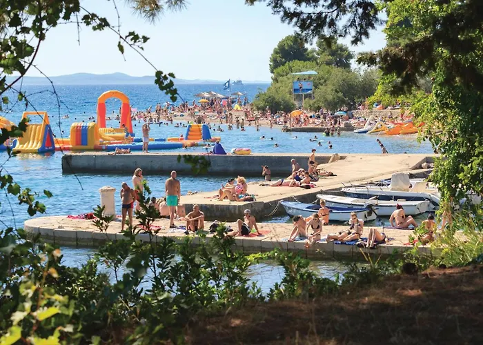 2 Bedroom Amazing In *